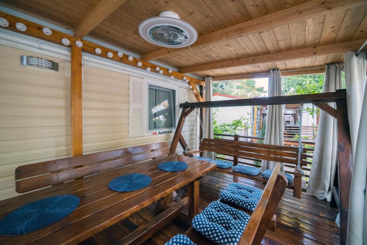 Mobile Home Cube, 3 Bedrooms, Free Parking, Wifi Biograd Na Moru Exterior photo